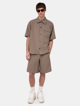 Amiri PATCH CADY KORTÄRMAD SKJORTA MED FICKOR